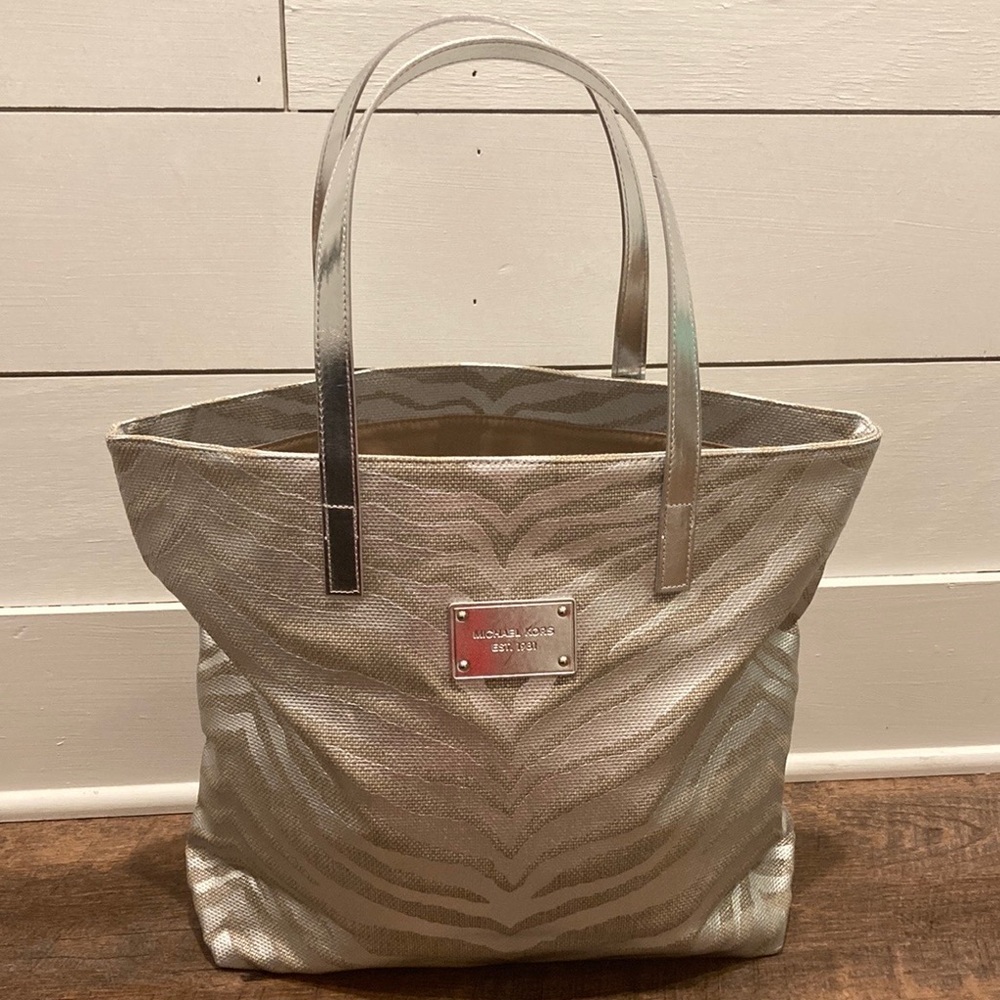 NEW Micheal Kors tote bag